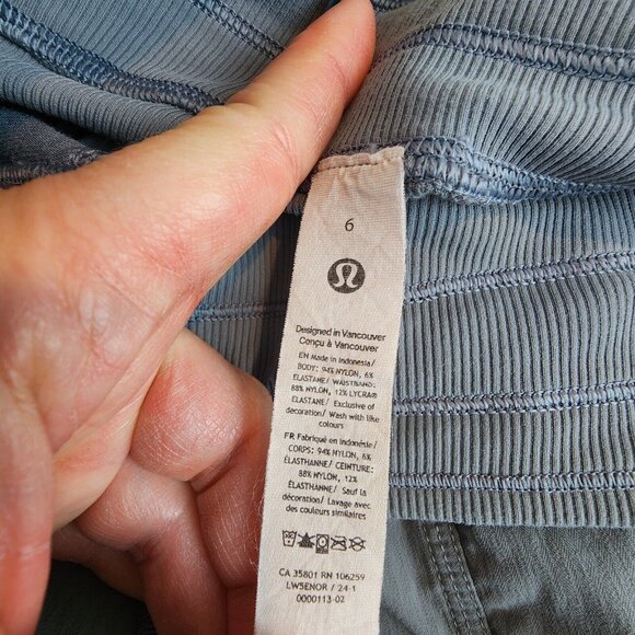 Lululemon Women's 6 Dance Studio Belgian Blue Mid-Rise Pants Lightweight Unlined - Picture 9 of 11